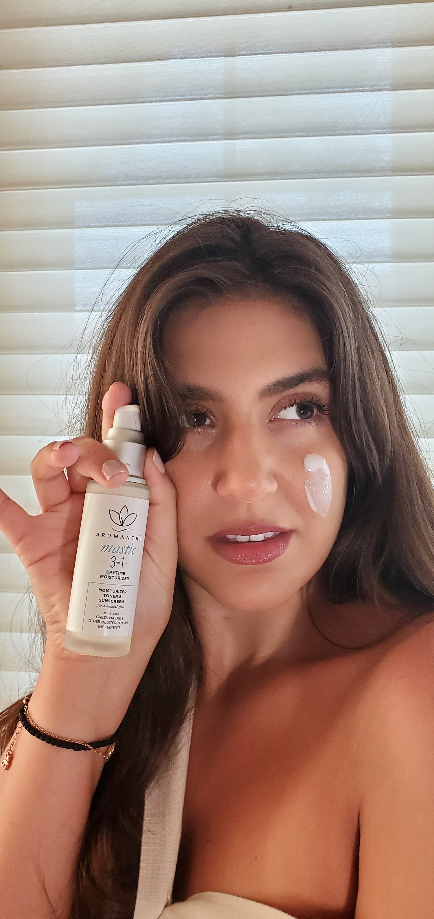 Aromanthi is a greek american brand that is woman owned and operated in west palm beach florida. Shop unique skincare products like the mastic aka mastiha daytime moisturizer. Aromatherapy face moisturizer with zinc oxide.